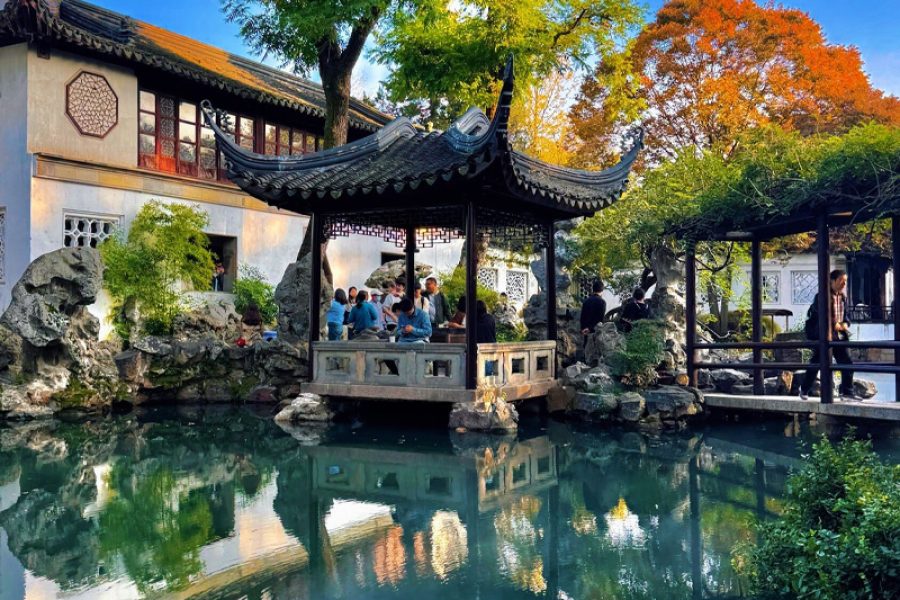 Shanghai Suzhou – Humble Administrator’s Garden – Pingjiang Road Pedestrian Street or Shantang Street Private One-Day Tour （shanghai Downtown Hotel Transfers）
