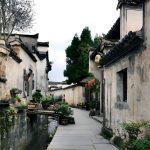 Chinese ancient towns：Huizhou in the Rain，Ancient Towns Wrapped in Mist & Charm